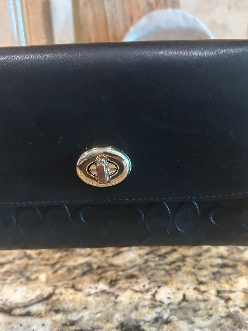 Coach Chain Crossbody Bag Wallet on Chain Wristlet Purse In Black Logo - Picture 2 of 12